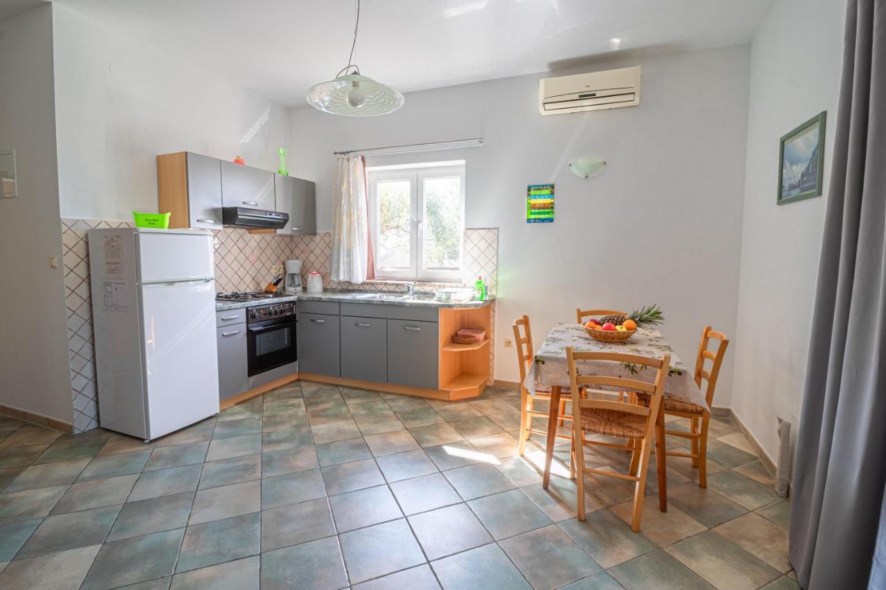 Apartments Sandra * Kornic